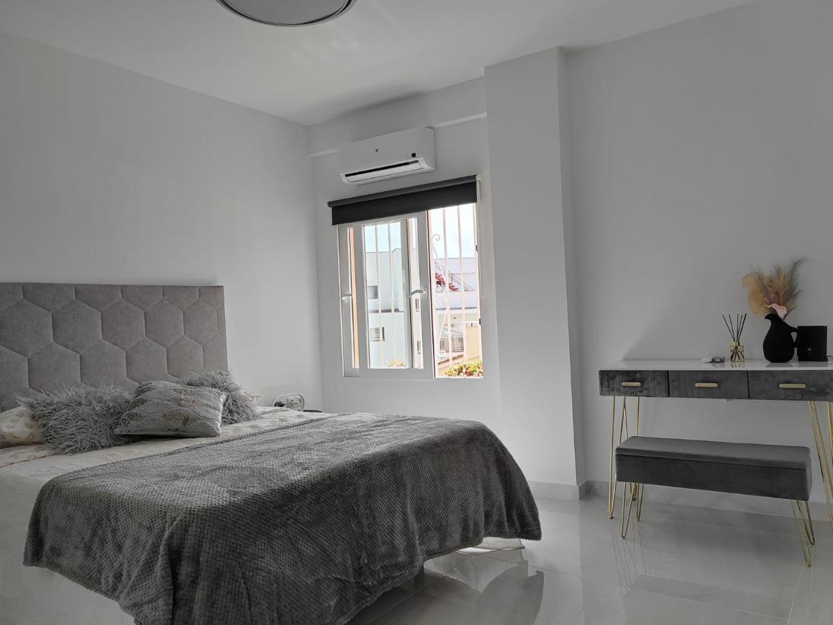 Apartamento La Torre,200M Hasta La Playa Benalmádena Buitenkant foto