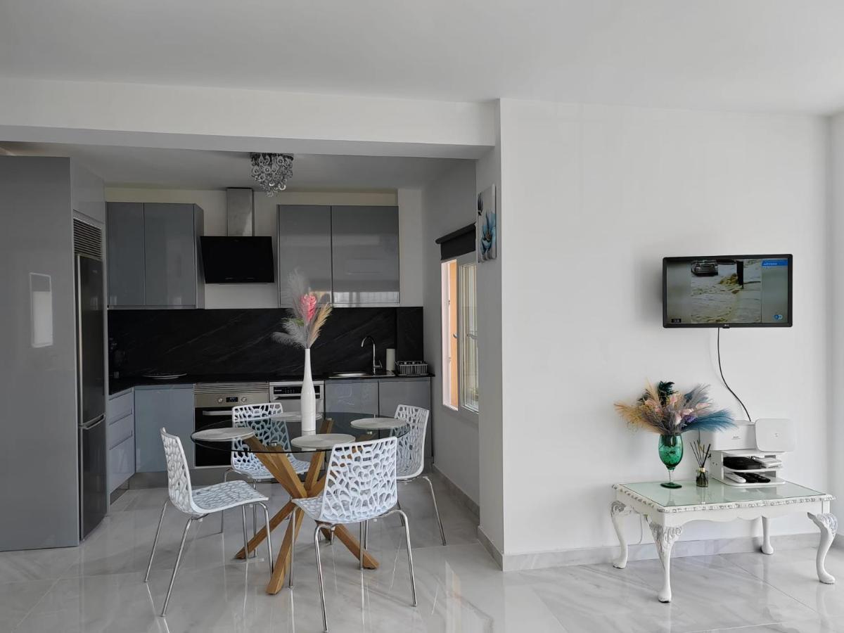 Apartamento La Torre,200M Hasta La Playa Benalmádena Buitenkant foto