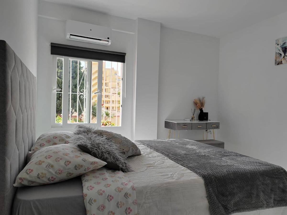 Apartamento La Torre,200M Hasta La Playa Benalmádena Buitenkant foto