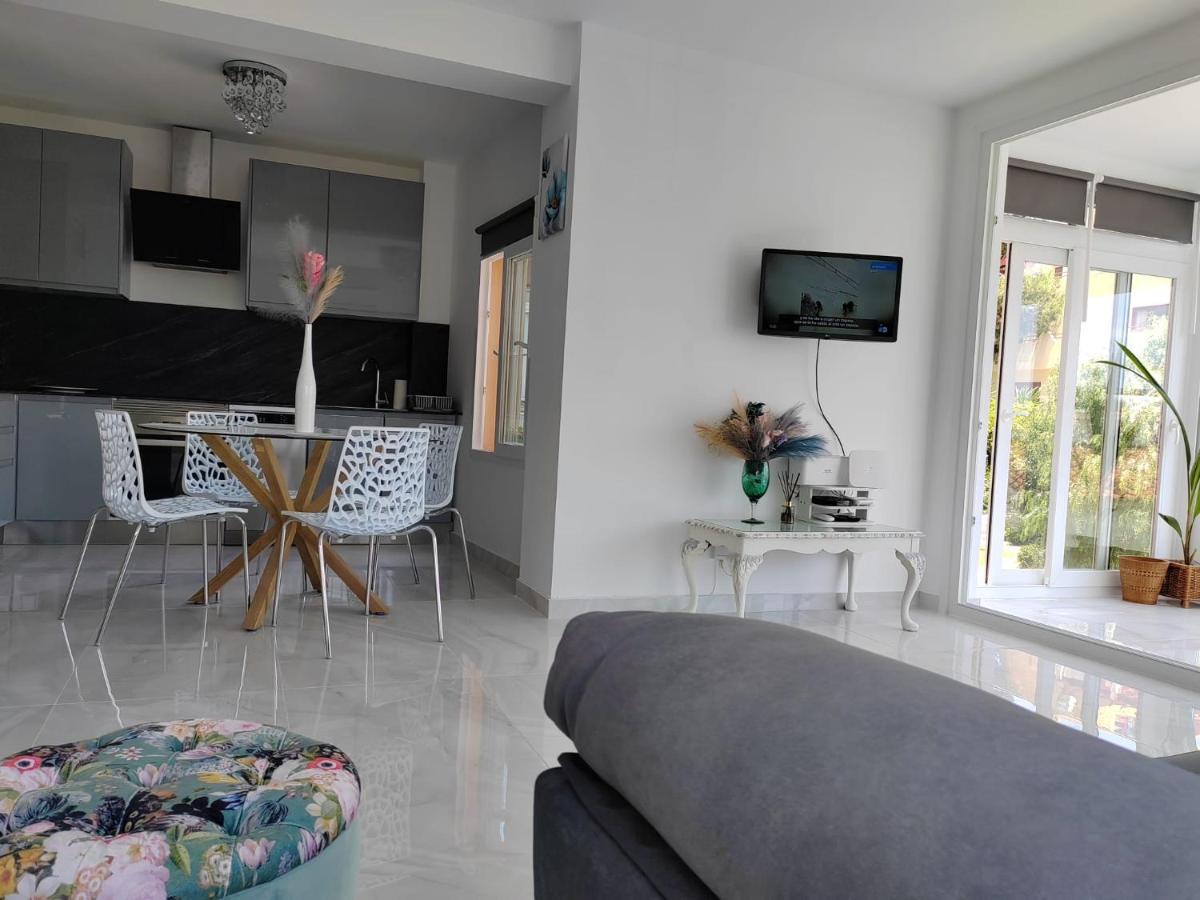 Apartamento La Torre,200M Hasta La Playa Benalmádena Buitenkant foto